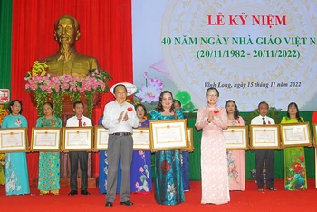 Những cá nhân được tặng thưởng Huân chương Lao động hạng Ba.