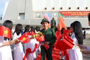 Hơn 2.700 thanh niên Quảng Ngãi nô nức lên đường nhập ngũ trong dịp đầu xuân Quý Mão 2023. 