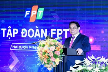 Thủ tướng Phạm Minh Chính phát biểu khi đến thăm Đại học FPT.