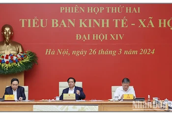 Thủ tướng Phạm Minh Chính chủ trì Phiên họp thứ hai Tiểu ban Kinh tế - Xã hội Đại hội lần thứ XIV của Đảng. (Ảnh: TRẦN HẢI)
