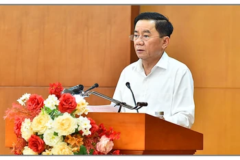 Đồng chí Trần Cẩm Tú, Ủy viên Bộ Chính trị, Bí thư Trung ương Đảng, Chủ nhiệm Ủy ban Kiểm tra Trung ương phát biểu tại Hội nghị.