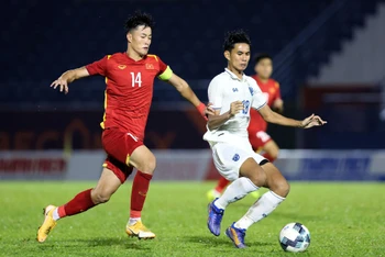 U19 Thái Lan bộc lộ điểm yếu thiếu gắn kết. (Ảnh: VFF)