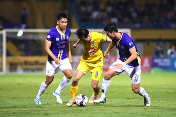 Lịch thi đấu vòng 14 V-League: Sông Lam Nghệ An đối đầu Hà Nội