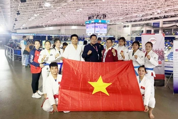 Các thành viên Đoàn Jujitsu Việt Nam tham dự Giải vô địch Jujitsu Thế giới lần thứ 20. 