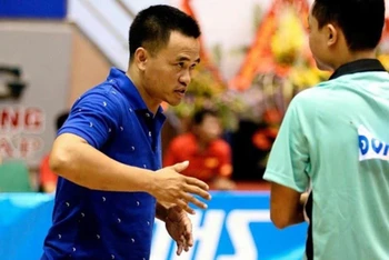 Huấn luyện viên Bùi Xuân Hà.