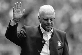 Quả bóng Vàng 1972 và 1976 - Franz Beckenbauer. (Ảnh: DPA)