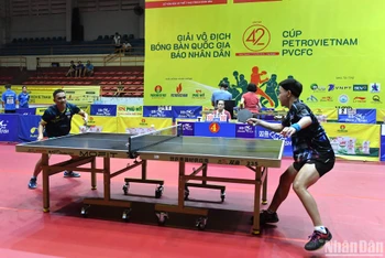 Nguyễn Anh Tú chiến thắng Đinh Anh Hoàng để mang chức vô địch về cho Hà Nội. 