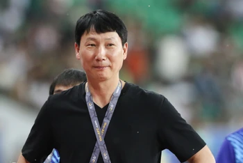 Huấn luyện viên Kim Sang Sik. (Ảnh: VFF)