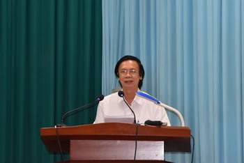 Lãnh đạo Tỉnh ủy Tiền Giang chủ trì hội nghị.