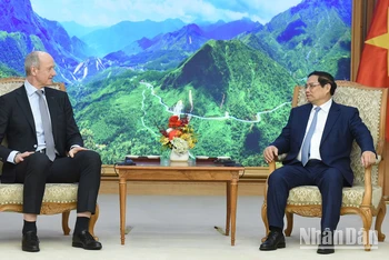Thủ tướng Phạm Minh Chính tiếp ông Roland Busch, Chủ tịch kiêm Tổng giám đốc Tập đoàn Siemens AG.