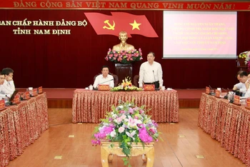 Quang cảnh buổi làm việc của Đoàn công tác Học viện Chính trị quốc gia Hồ Chí Minh với Tỉnh ủy Nam Định.
