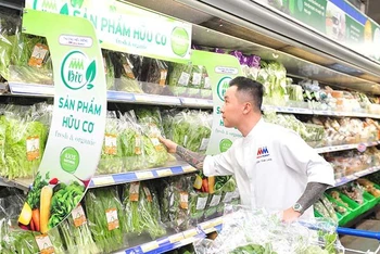 Thị trường bán lẻ Việt Nam thu hút nhiều doanh nghiệp đầu tư.