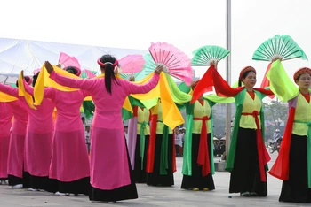 Điệu múa giáo cờ giáo quạt làng Giắng, xã Đông Tân (huyện Đông Hưng, tỉnh Thái Bình) hiện còn bảo tồn được 36 cấp múa.