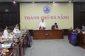 Bí thư Thành ủy Đà Nẵng Nguyễn Văn Quảng phát biểu tại buổi làm việc.