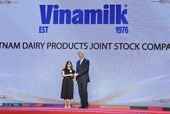 Công ty Vinamilk được vinh danh tại Nơi làm việc tốt nhất châu Á 2023.