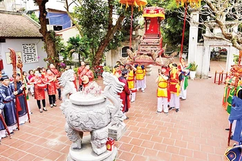 Hội thề Trung hiếu đền Ðồng Cổ được lập hồ sơ đề nghị công nhận di sản cấp quốc gia. (Ảnh Nguyễn Thanh) 
