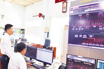 Công ty Ðiện lực Quảng Bình ứng dụng giải pháp phần mềm hỗ trợ tính toán chỉnh định và phối hợp bảo vệ rơ-le lưới điện phân phối. 