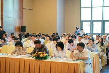 Hội thảo có sự tham dự của gần 70 đại biểu.