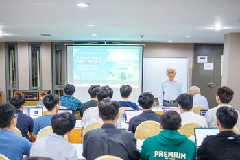 Trường học Việt Nam về Neutrinos lần thứ 8 được tổ chức tại Trung tâm ICISE, thành phố Quy Nhơn, tỉnh Bình Định. 