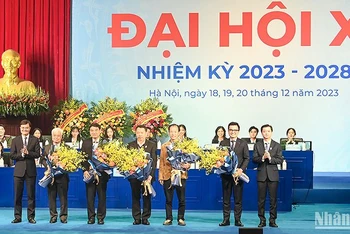 Hội đồng Tư vấn, đồng hành với sinh viên giai đoạn 2023-2028 ra mắt Đại hội.