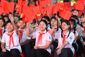 Đại biểu thiếu nhi địa phương tham gia Liên hoan "Chiến sĩ nhỏ Điện Biên" lần thứ 5 - năm 2024.