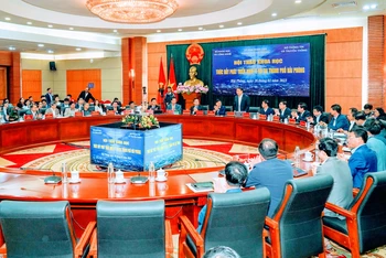 Quang cảnh hội thảo "Thúc đẩy phát triển kinh tế số tại thành phố Hải Phòng" ngày 28/2.