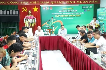 Ban tổ chức giải tổ chức họp báo thông tin về Vòng chung kết Giải Bóng đá nhi đồng (U11) toàn quốc - Cúp Nestlé MILO 2023.