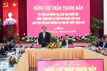 Chủ tịch Quốc hội Trần Thanh Mẫn làm việc với Ban Thường vụ Tỉnh ủy cùng lãnh đạo chủ chốt tỉnh Thừa Thiên Huế.