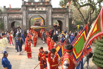 Lễ hội Cổ Loa được ghi danh vào Danh mục Di sản văn hoá phi vật thể quốc gia.
