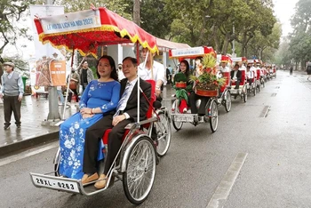Giới thiệu nét đẹp văn hóa Hà Nội tại Lễ hội Du lịch Hà Nội 2023.