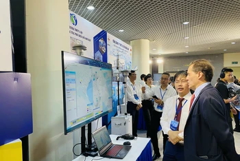 Nhiều sản phẩm khoa học và công nghệ đưa ra thị trường được doanh nghiệp, người dân đón nhận. (Ảnh TUẤN ANH)