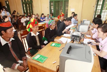 Ngân hàng Chính sách xã hội cho vay hộ nghèo và các đối tượng chính sách khác tại các tỉnh Trung du miền núi phía Bắc.
