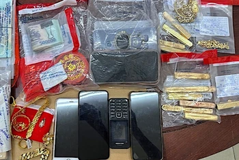 Tang vật trong vụ trộm vàng bị lực lượng chức năng Cà Mau thu giữ.