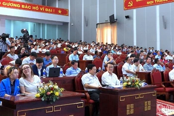 Hội nghị bàn giải pháp phát triển bền vững ngành hàng tôm quy tụ hơn 250 chuyên gia, nhà khoa học, doanh nghiệp… chủ lực trong chuỗi ngành tôm.
