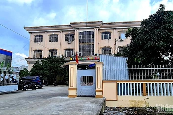 Trụ sở Chi cục Thủy sản Cà Mau, nơi phát hiện có cán bộ trực thuộc bên Trung tâm Đăng kiểm tàu cá Cà Mau tử vong tại phòng làm việc.