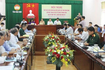 Đoàn Đại biểu Quốc hội tỉnh Bình Định tiếp xúc cử tri khối Mặt trận Tổ quốc và các tổ chức thành viên.