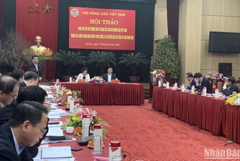 Hội thảo phát huy vai trò trung tâm và nòng cốt của Hội Nông dân Việt Nam trong xây dựng cộng đồng nông thôn trước xu thế biến đổi giai tầng ở nông thôn.