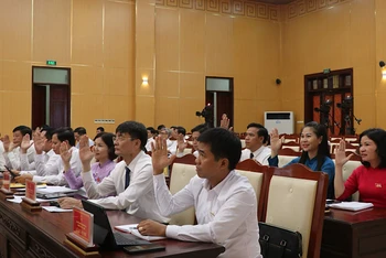 Các nghị quyết của Hội đồng nhân dân tỉnh Bắc Ninh được 100% đại biểu có mặt biểu quyết thông qua.