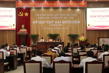 Quang cảnh kỳ họp.