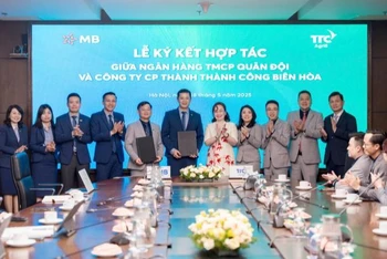 Lễ ký kết hợp tác chiến lược giữa AgriS và MB, thiết lập mối quan hệ chiến lược với định hướng xây dựng một hệ sinh thái Tài chính-Nông nghiệp số toàn diện.