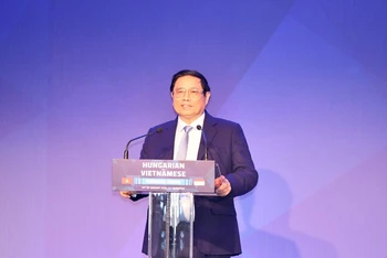 Thủ tướng Phạm Minh Chính phát biểu tại Diễn đàn.