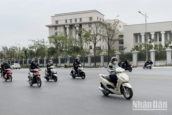 Khu vực Hà Nội nhiệt độ phổ biến 15-18 độ. Ảnh: Đ.T