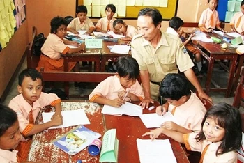 Một lớp học tại trường tiểu học ở tỉnh Đông Java, Indonesia. (Ảnh: THE WORLD BANK)