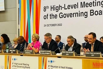 Tổng Thư ký OECD Mathias Cormann; Chủ tịch Hội đồng Điều hành Trung tâm phát triển OECD Manuel Escudero; Bộ trưởng Tài chính, Kế hoạch và Phát triển kinh tế Mauritius Renganaden Padayachy và Bộ trưởng Ngoại giao Iceland Thórdís Kolbrún Reykfjörd Gylfadóttir chủ trì và điều phối Hội nghị.