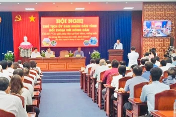 Hơn 100 đại biểu là nông dân, các hộ sản xuất tại cơ sở dự Hội nghị.