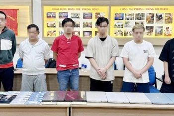 Nhóm người nghi can quốc tịch Maylaysia tạm giữ người trái phép tại Thành phố Hồ Chí Minh. (Ảnh: Công an cung cấp)
