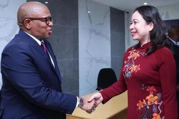 Phó Chủ tịch nước Võ Thị Ánh Xuân hội kiến Tổng Thư ký Đảng Đại hội dân tộc Phi Fikile Mbalula