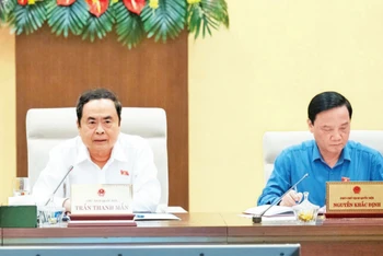 Chủ tịch Quốc hội Trần Thanh Mẫn phát biểu ý kiến tại phiên họp Ủy ban Thường vụ Quốc hội chiều 16/4/2025. (Ảnh: ĐĂNG ANH)