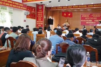 Đoàn Đại biểu Quốc hội tỉnh Quảng Nam tiếp xúc cử tri tại huyện Phước Sơn (Quảng Nam)