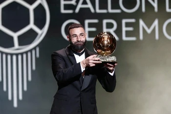 Quả bóng vàng Benzema rút lui khỏi World Cup vì chấn thương